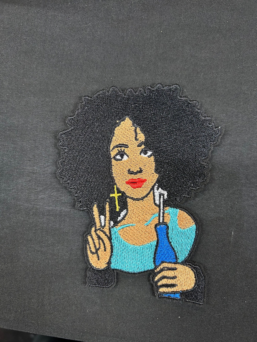 Red lips Afro